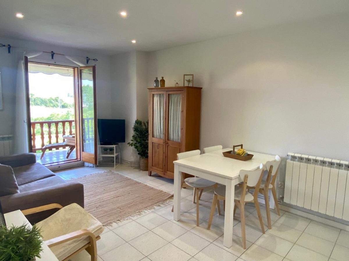 Apartamento Goxoa Jaca Exterior foto